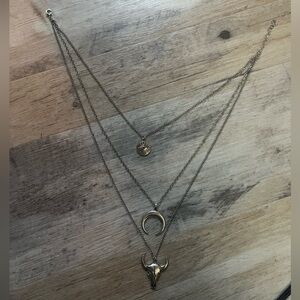 Elegant Silver Layered Necklace